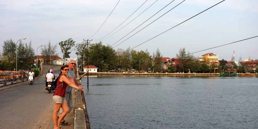 Kampot et son poivre, Kep et son crabe, le Bokor et papa ;) 